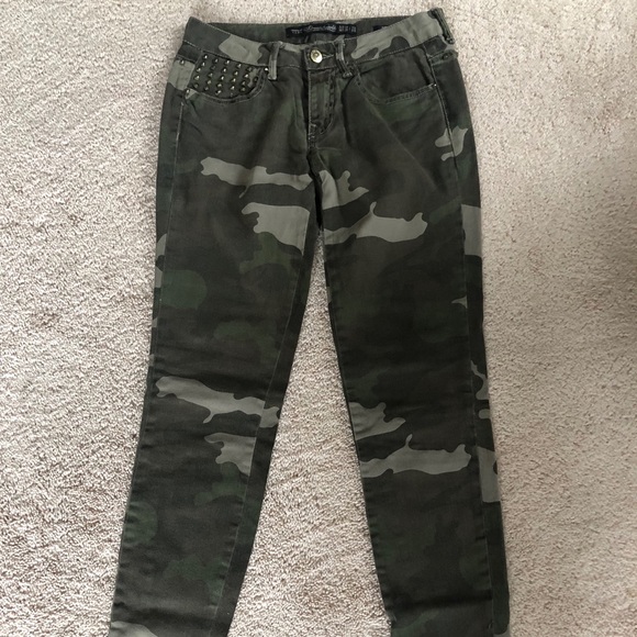 Army jeans - Zara - Picture 1 of 3